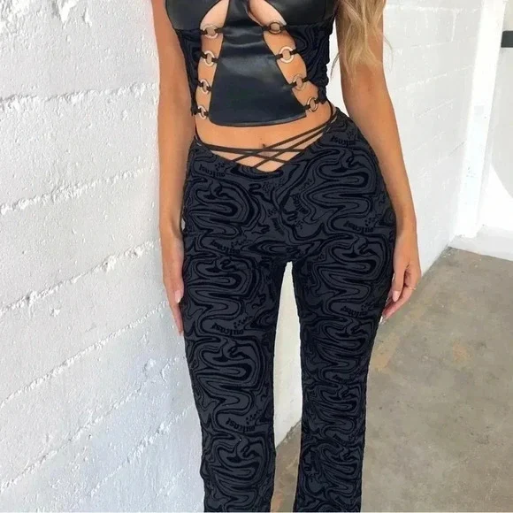 Outcast ASTRID PANT Velvet BLACK Fitted Flare, Size Large stretchy festival - Picture 1 of 13